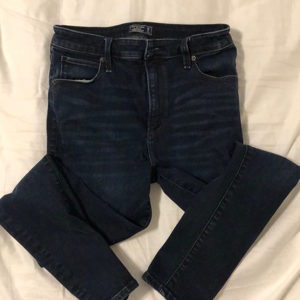 Simone A&F high waisted jeans